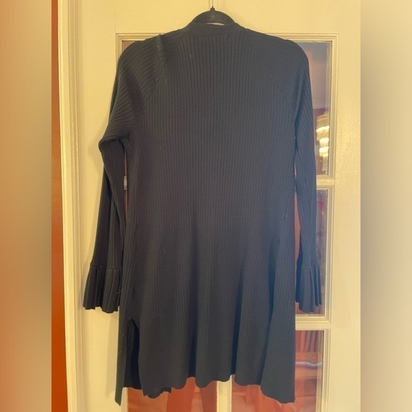 Pointelle Size Large Black Cardigan - Picture 5 of 6